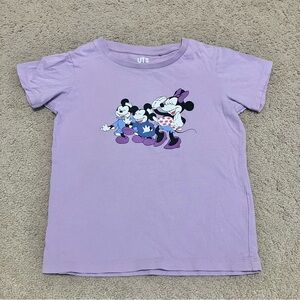 Uniqlo UT Disney Mickey and Minnie Mouse lavender graphic T-shirt girl’s sz 3-4